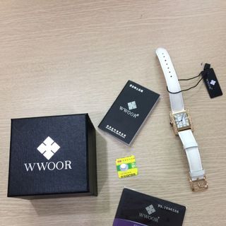 đồng hồ đeo tay nữ hiệu wwoor