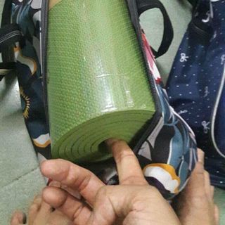 Thảm Yoga và Dụng cụ tập Yoga - Bạn đồng hành của các Yogis