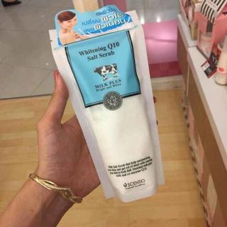 Muối tắm tẩy da chết SCENTIO MILK PLUS