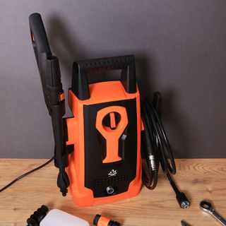 máy xịt rửa xe hatsu