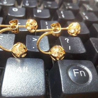 Bông tai trái châu mạ vàng