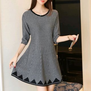 ĐẦM LEN SUÔNG CARO