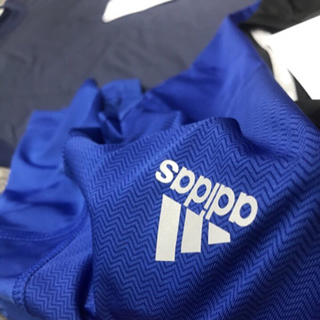 Áo Adidas logo phản quang