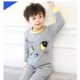 Bộ bé trai con mèo biểu cảm