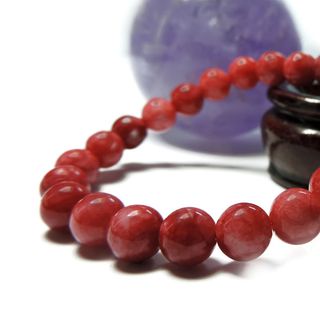 Vòng tay đá cẩm thạch huyết 08 ly
