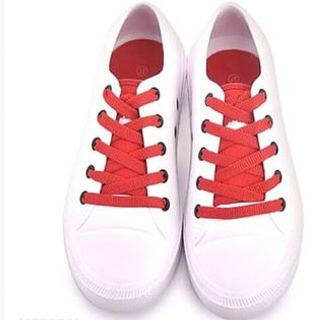 giày bata nhựa siêu nhẹ