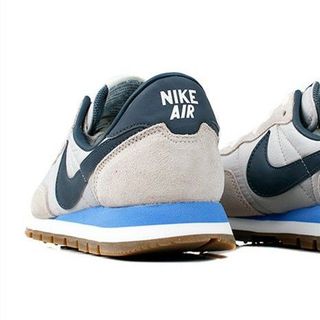 Giày Air Pegasus 83