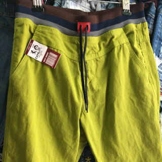 Quần short kaki nam lưng thun giá rẻ