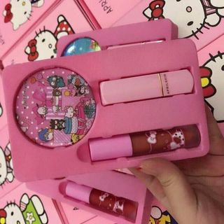 set son Kitty