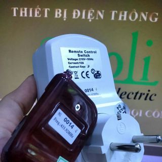Ổ CẮM ĐIỀU KHIỂN TỪ XA CÓ REMOTE ĐIỀU CHỈNH