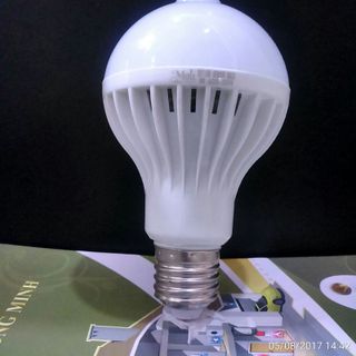 ĐÈN LED CẢM ỨNG HỒNG NGOẠI