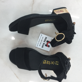 Sỉ và lẻ giày dép trẻ em