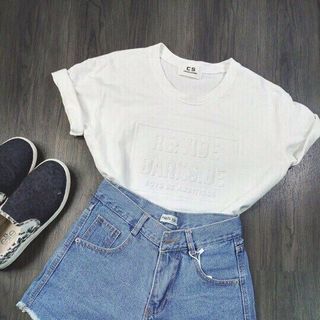Quần short lai phồng