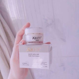 Zoley trắng