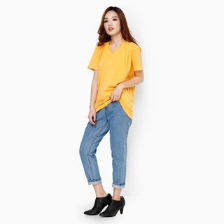 Áo thun cổ tim trẻ trung năng động màu cam