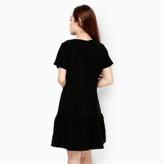 Đầm nữ thời trang thêu hoa đuôi cá màu đen