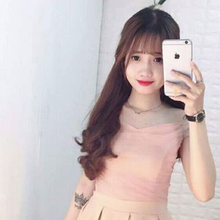 đầm trễ vai