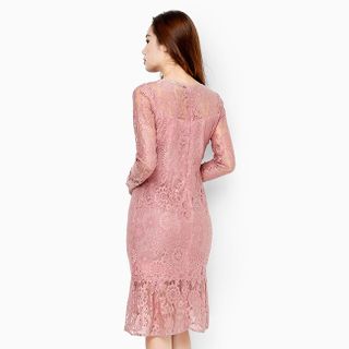 Đầm ren đuôi cá 2 lớp màu hồng nữ tính