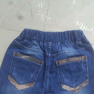 quần jeans ngố bé trai