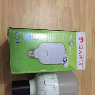 Đèn LED Bulb YanKon 13w trắng sáng