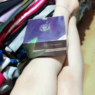 kem body trăng da Huyền Phi