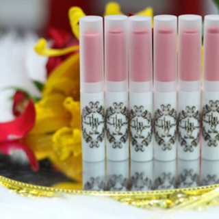 Son Dưỡng Môi Thu Ngọc