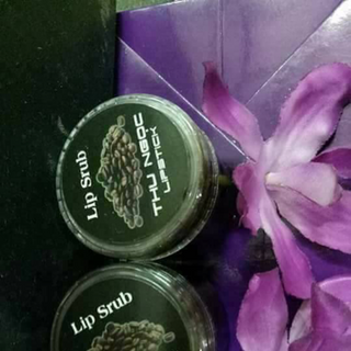 Tẩy Tế Bào Chết Môi