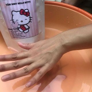 Tắm Trắng Mạnh HellpKitty