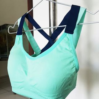 Áo tập Gym nữ