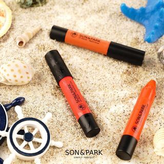 Son lì màu dưỡng môi Son And Park 25 - Lip Crayon 25 Carrot