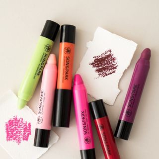 Son lì màu dưỡng môi Son And Park 01 - Lip Crayon 01 Kissy Tint Pink