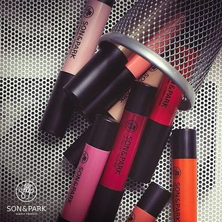 Son lì màu dưỡng môi Son And Park 27 - Lip Crayon 27 Thrill