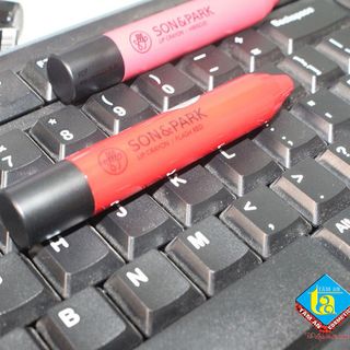 Son lì màu dưỡng môi Son And Park 07 - Lip Crayon 07 Flash Red