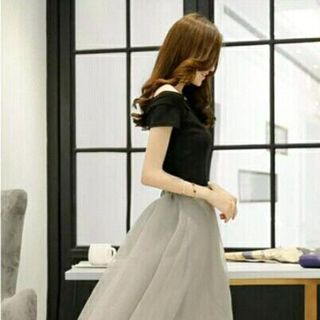 Set Áo Trễ Vai Chân Váy Xòe Tầng