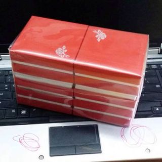 hộp hoa hồng vuông