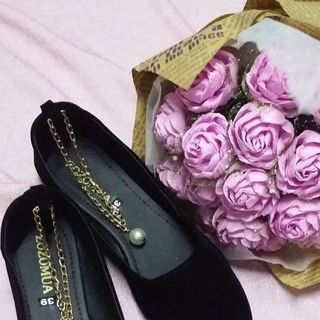 Búp Bê Xích Ngọc