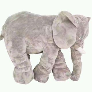 Gấu bông heo và voi dễ thương
