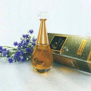 Charme adore