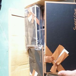 hộp quà gấu 12 hoa sáp