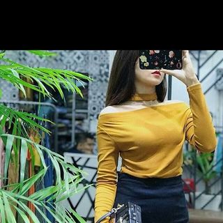 áo trễ vai chocker