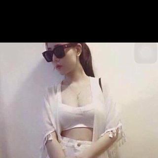 áo khaocs len đi biển