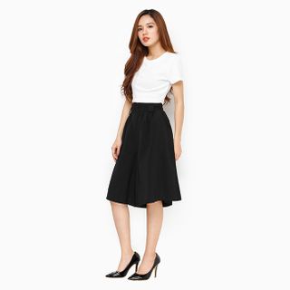 Quần ống rộng culottes duyên dáng màu đen