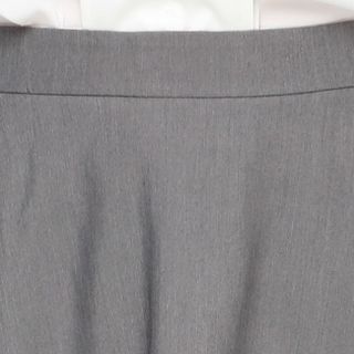Chân váy nữ phối chân ren điệu đà màu xám