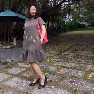 Đầm nữ