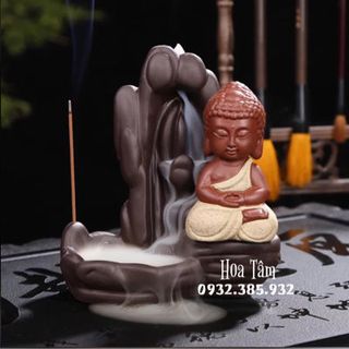 Phật Bà Toạ Bên Núi