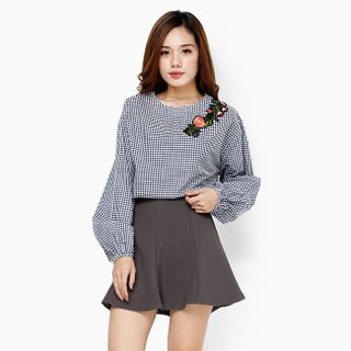 Áo sơ mi nữ caro họa tiết hoa thêu tay bo