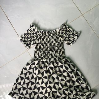 Jum ngắn trể vai