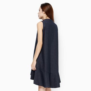 Đầm sát nách đuôi cá phối nơ cột xinh xắn