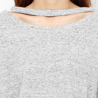 Áo len thời trang tay dài cut out cá tính màu xám