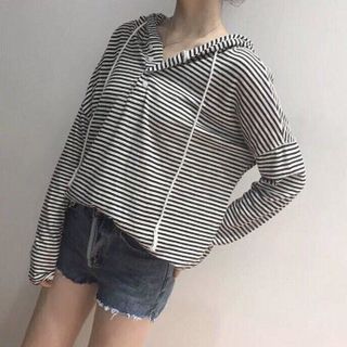 Áo Hoodie kẻ sọc